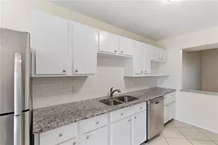 2058 Sunset Point Rd, Clearwater, FL 33765 - Photo 11