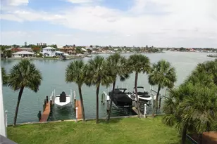9825 Harrell Ave, Treasure Island, FL 33706 - Photo 17