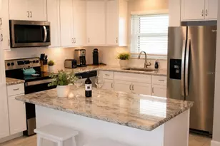 9825 Harrell Ave, Treasure Island, FL 33706 - Photo 5
