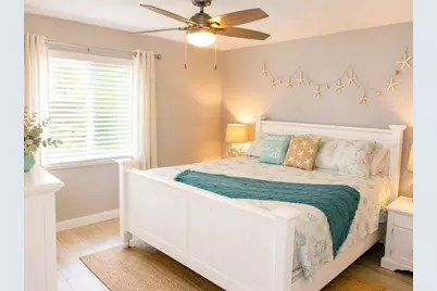 9825 Harrell Avenue #404, Treasure Island, FL 33706 - Photo 11