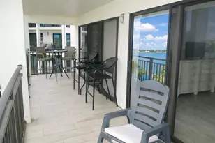 9825 Harrell Ave, Treasure Island, FL 33706 - Photo 15