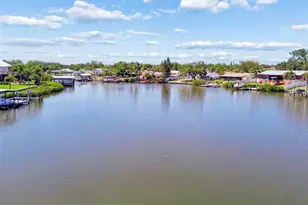 403 Flamingo Dr, Apollo Beach, FL 33572 - Photo 7