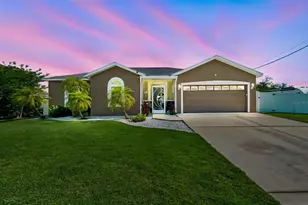 403 Flamingo Dr, Apollo Beach, FL 33572 - Photo 1