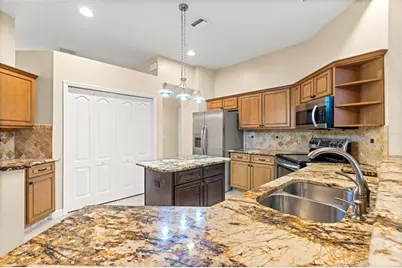 1525 Crooked Stick Drive, Valrico, FL 33596 - Photo 13