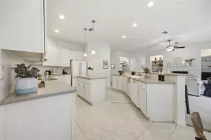 5406 Sunflare Way, Lutz, FL 33558 - Photo 9