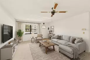 7951 58th Ave N, Saint Petersburg, FL 33709 - Photo 3
