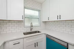 10 164th Ave, Redington Beach, FL 33708 - Photo 17