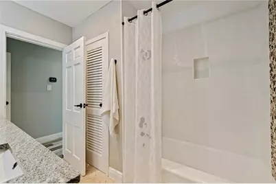 3712 Foster Hill Drive N, Saint Petersburg, FL 33704 - Photo 23