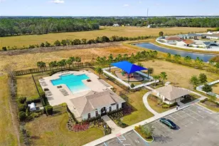 7011 Gideon Cir, Zephyrhills, FL 33541 - Photo 43