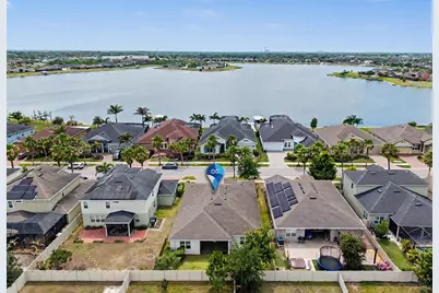 11626 Lake Lucaya Drive, Riverview, FL 33579 - Photo 9