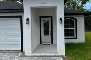 806 W Lowry Ln, Tampa, FL 33604 - Photo 3
