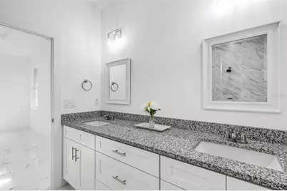 806 W Lowry Lane, Tampa, FL 33604 - Photo 31