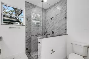 806 W Lowry Ln, Tampa, FL 33604 - Photo 29