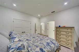 323 15th St N, Saint Petersburg, FL 33705 - Photo 33