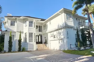 4814 W Beachway Dr, Tampa, FL 33609 - Photo 1
