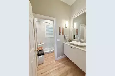 4814 W Beachway Drive, Tampa, FL 33609 - Photo 45