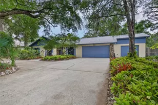 901 W River Dr, Temple Terrace, FL 33617 - Photo 1