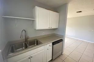 605 Hennessee St, Lakeland, FL 33805 - Photo 3