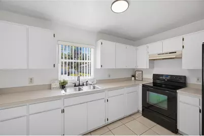 8512 N Dixon Avenue, Tampa, FL 33604 - Photo 11