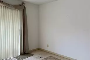 3804 N Oak Dr, Tampa, FL 33611 - Photo 3