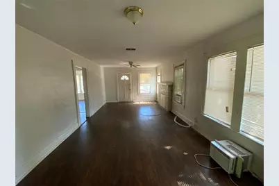 610 28th Avenue S, Saint Petersburg, FL 33705 - Photo 3