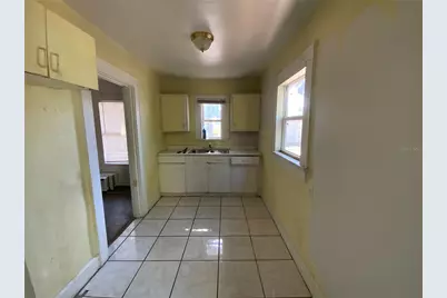 610 28th Avenue S, Saint Petersburg, FL 33705 - Photo 7