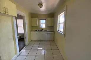 610 28th Ave S, Saint Petersburg, FL 33705 - Photo 7