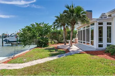 324 173rd Avenue E, North Redington Beach, FL 33708 - Photo 47