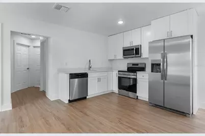 505 43rd Street S #5051/2, Saint Petersburg, FL 33711 - Photo 3