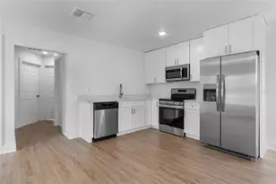 505 43rd St S, Saint Petersburg, FL 33711 - Photo 3