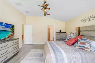 1209 Spotted Lilac Ln, Plant City, FL 33563 - Photo 17