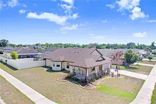 1209 Spotted Lilac Ln, Plant City, FL 33563 - Photo 29
