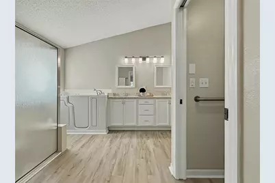 2309 E Del Webb Boulevard, Sun City Center, FL 33573 - Photo 27