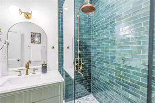 2220 23rd St S, Saint Petersburg, FL 33712 - Photo 5