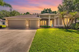 62 Camelot Ridge Dr, Brandon, FL 33511 - Photo 1