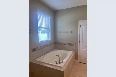 2502 Cumberland Cliff Drive, Ruskin, FL 33570 - Photo 23