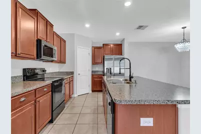 5025 Brickwood Rise Drive, Wimauma, FL 33598 - Photo 9