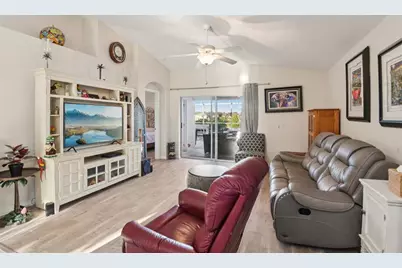 13908 Chalk Hill Place, Riverview, FL 33579 - Photo 11
