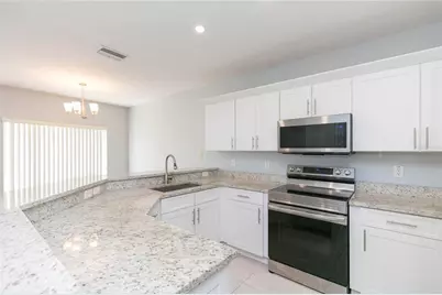 6407 Barksdale Way, Riverview, FL 33578 - Photo 9