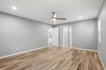 5127 4th Avenue S, Saint Petersburg, FL 33707 - Photo 15