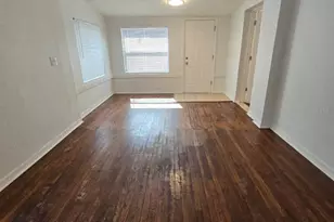 1734 39th St S, Saint Petersburg, FL 33711 - Photo 3