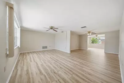 7825 Hawthorn Drive, Port Richey, FL 34668 - Photo 5