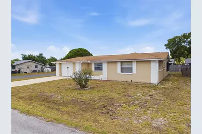 7825 Hawthorn Drive, Port Richey, FL 34668 - Photo 3