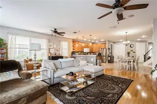 10422 La Mirage Ct, Tampa, FL 33615 - Photo 15