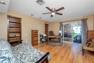 8759 Orient Way NE, Saint Petersburg, FL 33702 - Photo 35