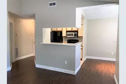 8603 Fancy Finch Drive #202, Tampa, FL 33614 - Photo 5