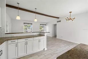 2125 W Hiawatha St, Tampa, FL 33604 - Photo 15