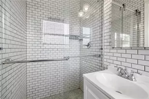 2125 W Hiawatha St, Tampa, FL 33604 - Photo 29