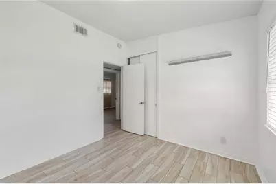 2125 W Hiawatha Street, Tampa, FL 33604 - Photo 21