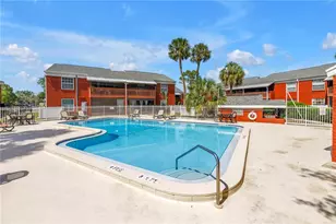 1310 83rd Ave N, Saint Petersburg, FL 33702 - Photo 5